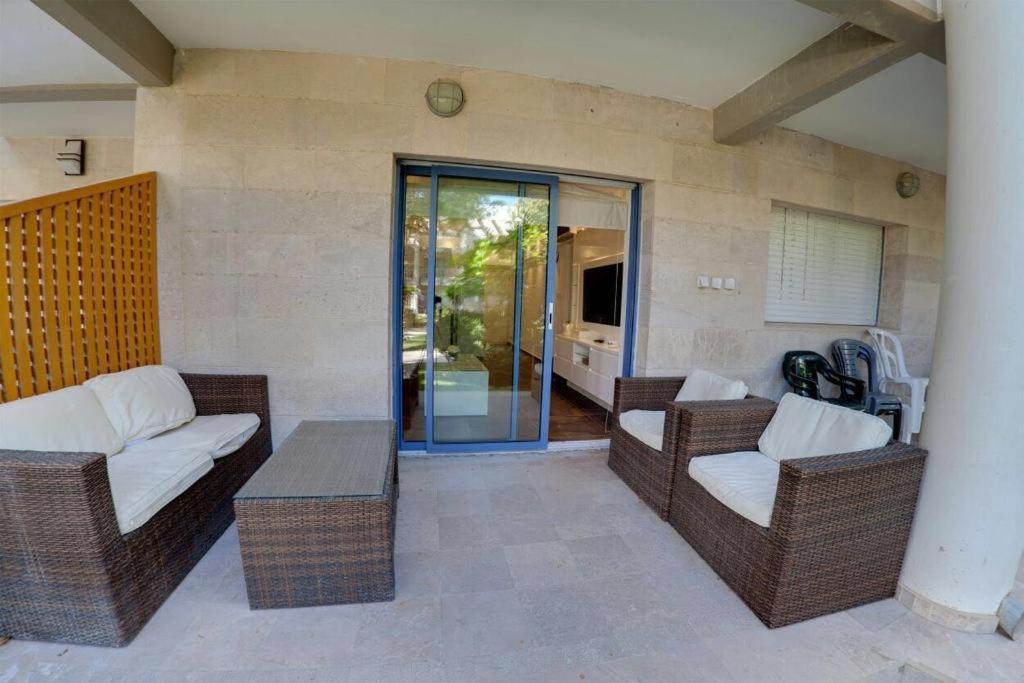 Royal Park Eilat Apartments Exteriör bild