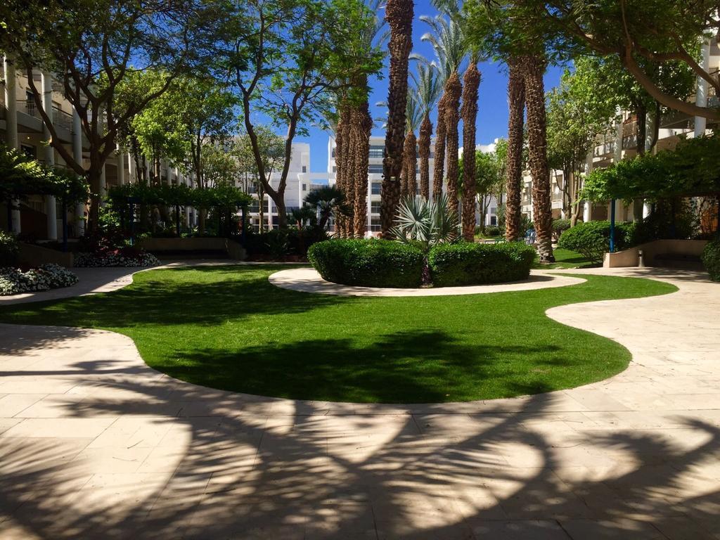 Royal Park Eilat Apartments Exteriör bild